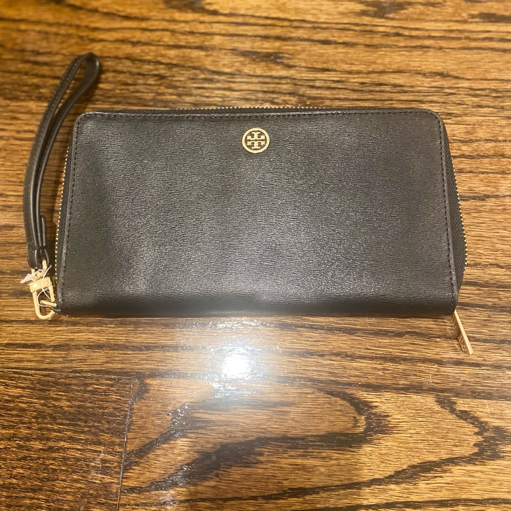 TORY BURCH Parker Zip Continental Wallet